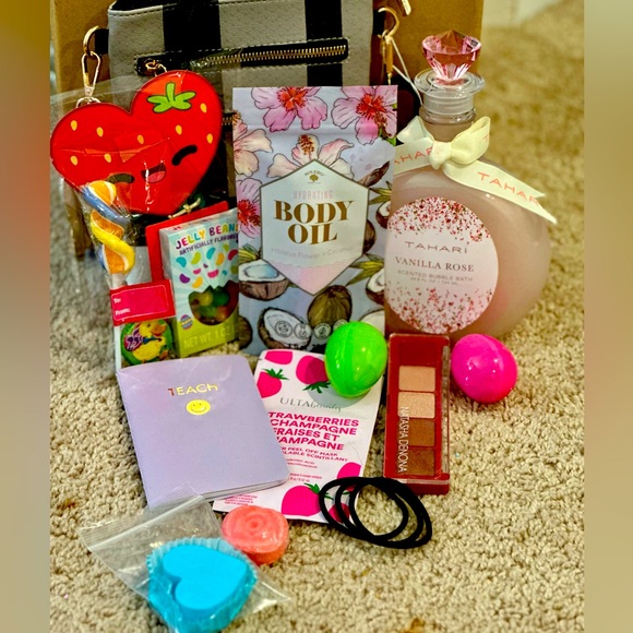 Spring & Easter Mystery Box - Picture 7 of 11